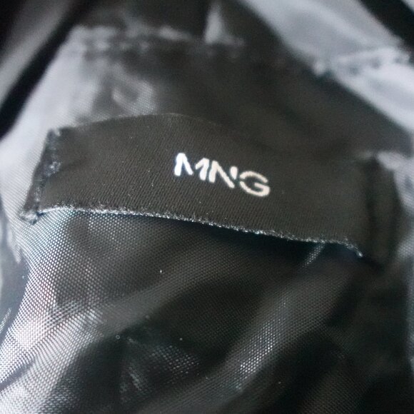 Mango ruched crescent bag - Picture 9 of 9